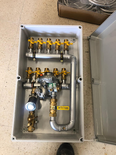 Fontanería - Gas - Calefacción. Instalaciones de la Fuente
