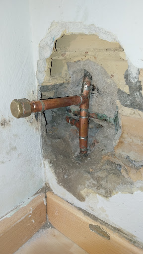 Fontanero Barcelona urgente FONTELECTROURGENTE.COM
